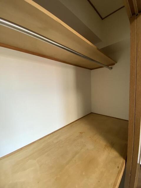NEO ROOMELIA（802） 収納