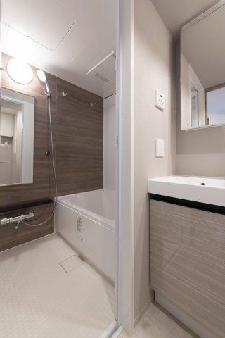 RESIDENCE　KOENJI（101） バス／シャワー