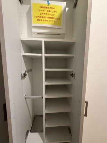 GRANPASEO中目黒Ⅲ（102） 収納