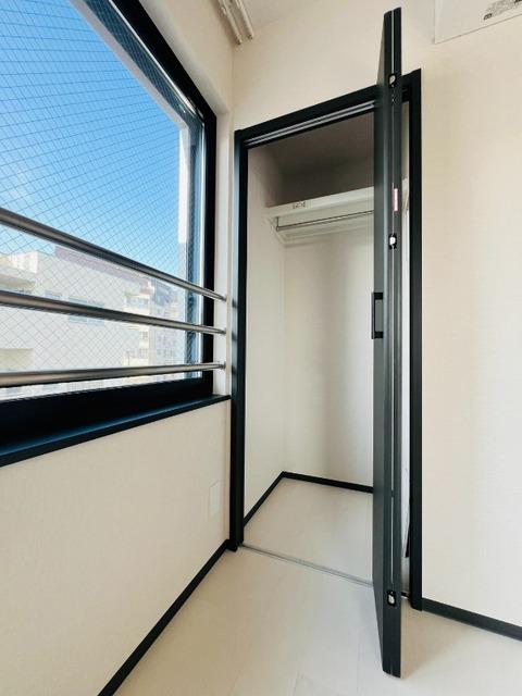 グローリオシェルト南烏山 収納
