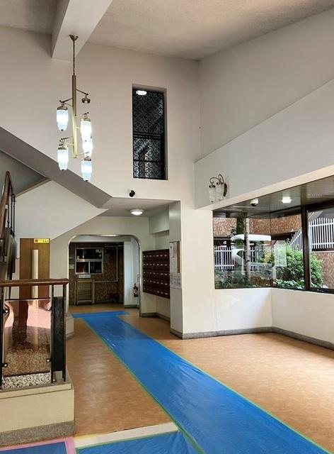 白金台ローヤルコーポ ロビー