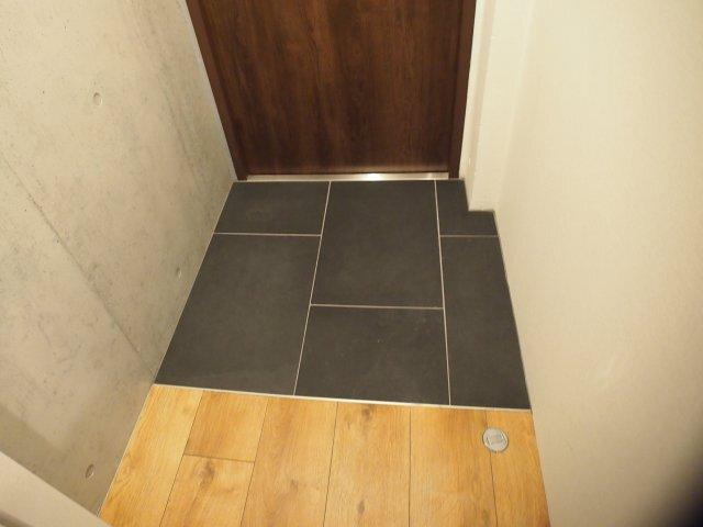 VERT COURT OGIKUBO EAST（401） 玄関