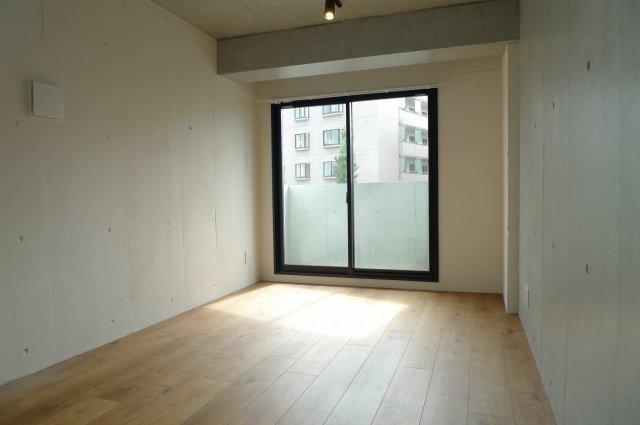 VERT COURT OGIKUBO EAST（301） リビング