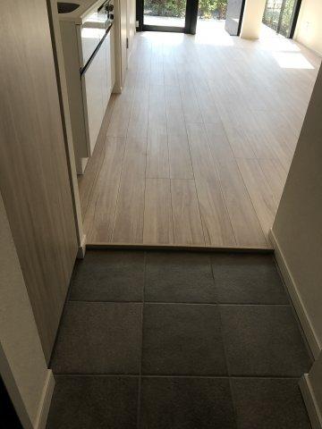 ラグディア高輪（109） 玄関