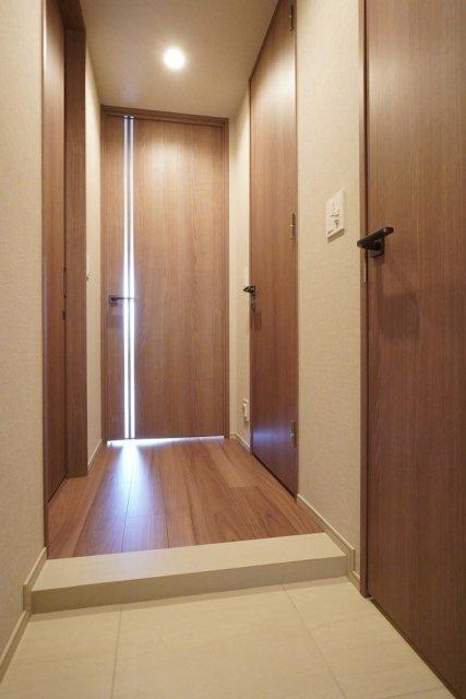 アトラス白金台レジデンス 玄関