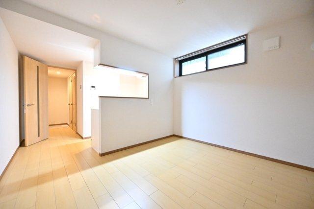 ＣＥＮＴＲＡＬ　ＧＡＲＤＥＮ　ＲＥＳＩＤＥＮＣＥ　ＴＯＫＹＯ リビング