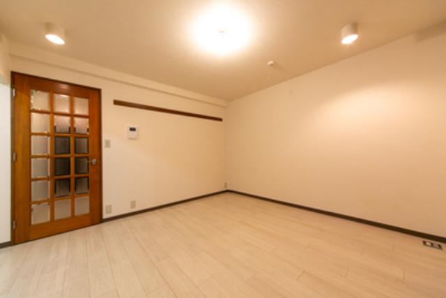 バードランド小金井（302） 部屋画像