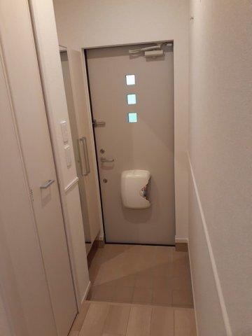 サンリット　ＩＯＧＩ（102） 玄関