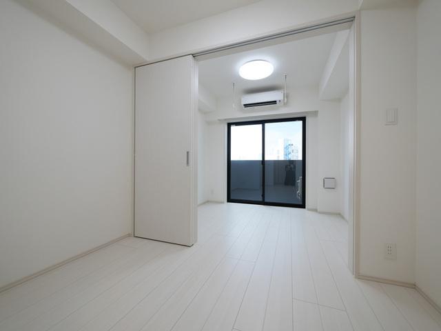 PREMIUM CUBE 中野新橋 DEUX 室内