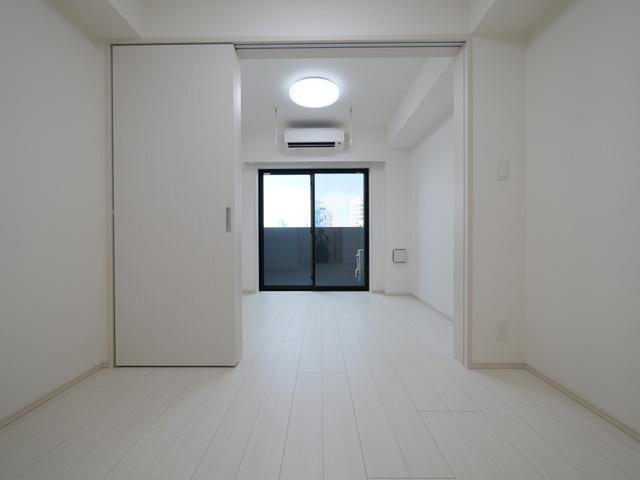 PREMIUM CUBE 中野新橋 DEUX 室内