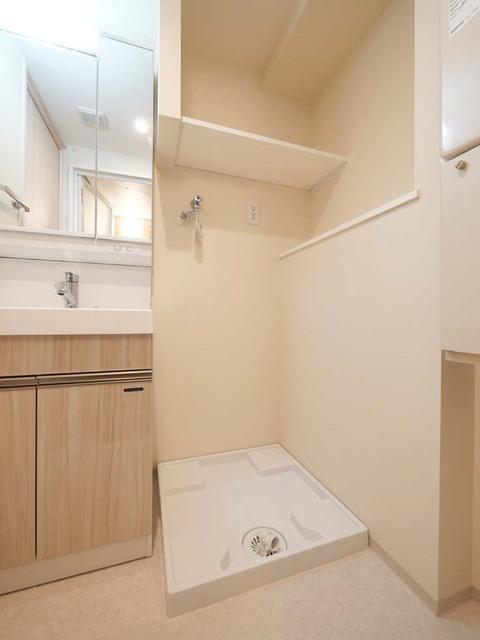 コンポジット渋谷本町 室内