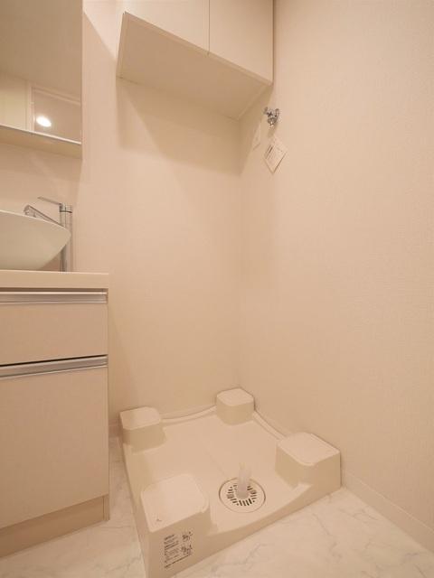 PREMIUM CUBE G 三軒茶屋 室内