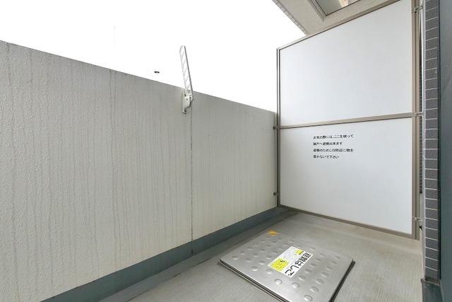 ロメック山手日暮里 室内