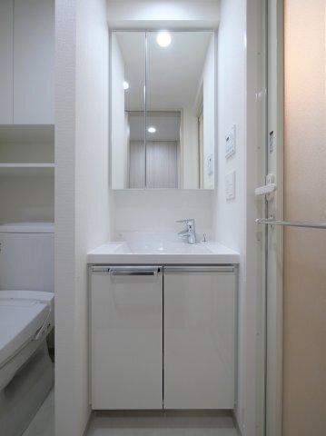 PREMIUM CUBE 亀戸 室内