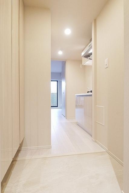 COURTYARD洗足 室内