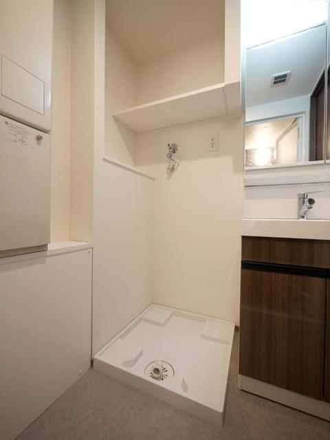 コンポジット渋谷本町 室内