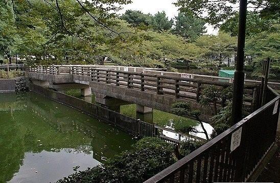 鹿沼公園：900m
