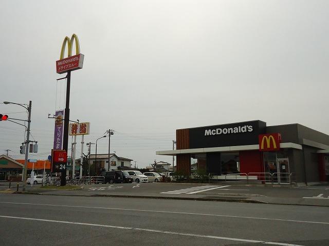 マクドナルド 君津中富店：1100m