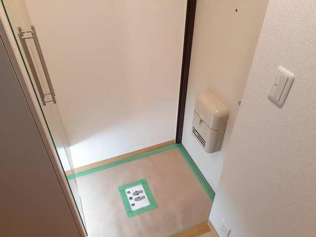 モヤ・クーチャ（403） 玄関