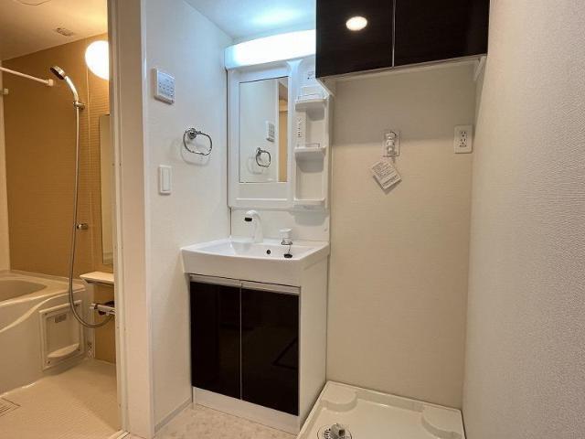 レオン 部屋画像