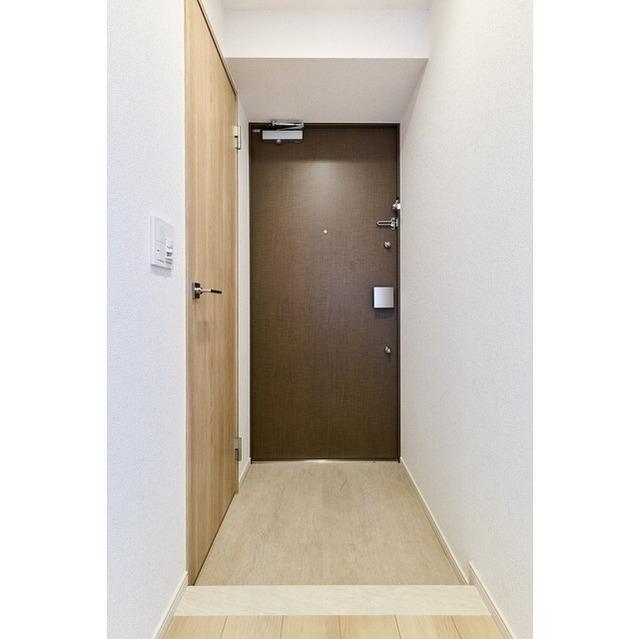 ドゥーエ尾久（704） 玄関