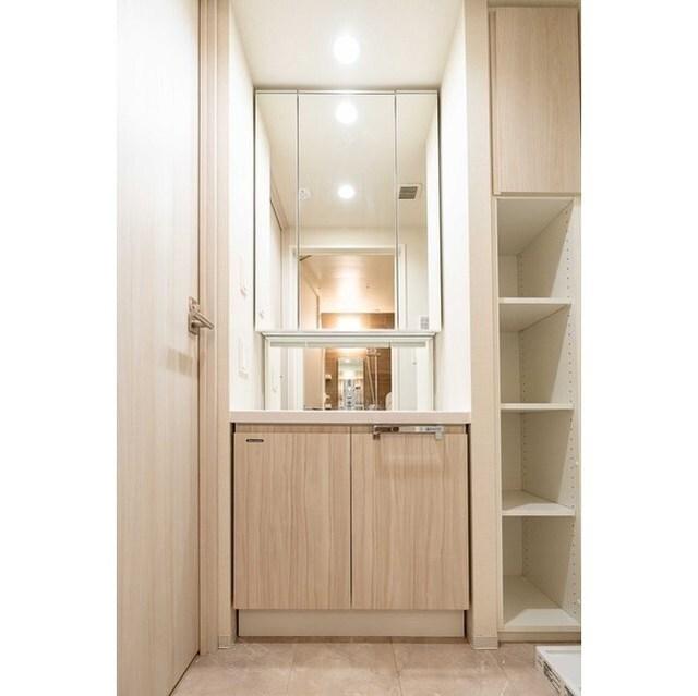 ＬＵＭＩＥＣ　ＨＯＮＣＨＯ　ＷＥＳＴ（201） 洗面