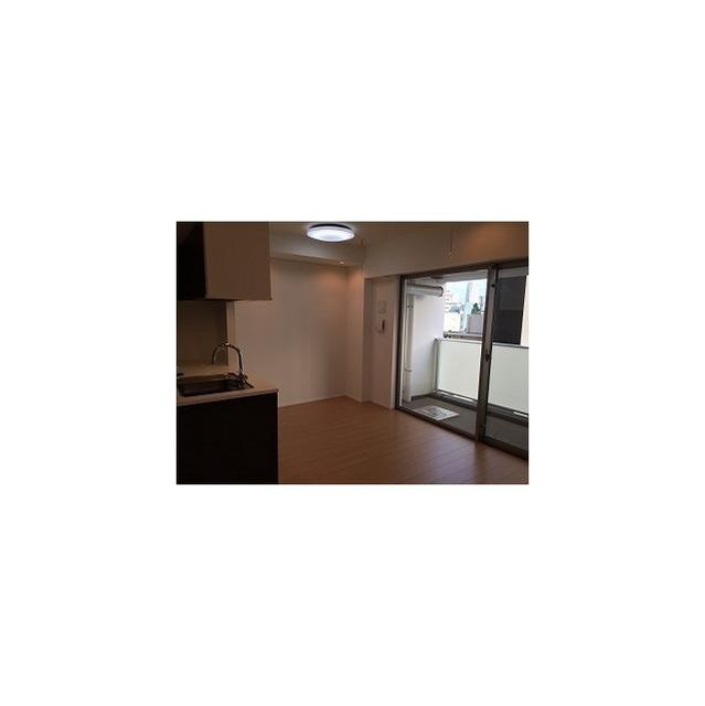 コンフォリア赤坂（0302） リビング