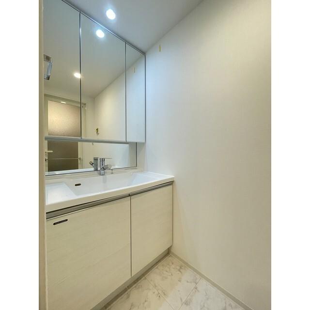 コンフォリア・リヴ上野（0901） 洗面