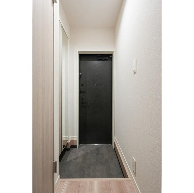 ウェルスクエア渋谷本町（103） 玄関