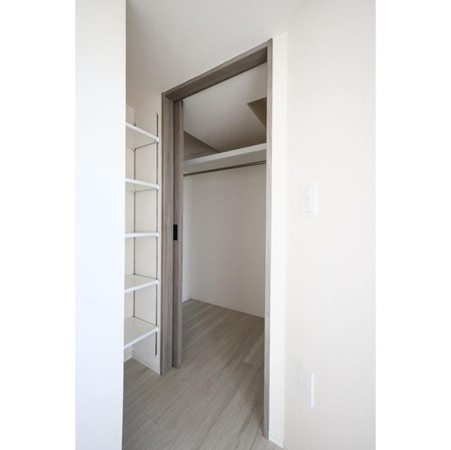 Ａｕｇｕｓｔａ　Ｒｅｓｉｄｅｎｃe新中野（605） 収納