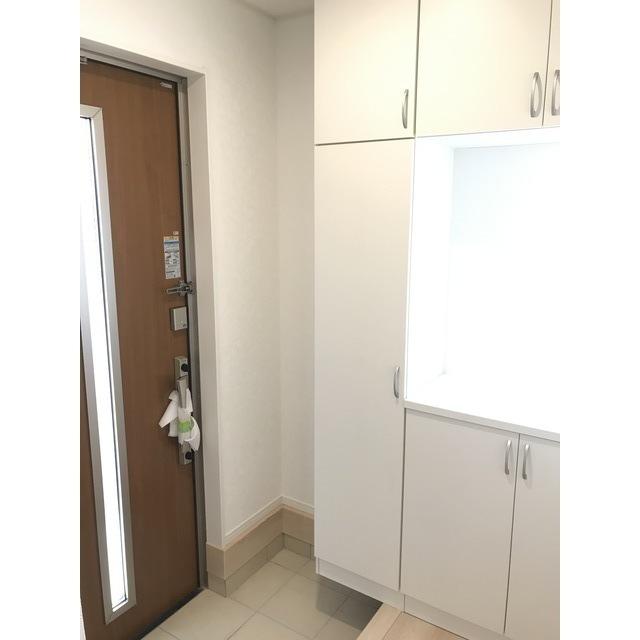 Kolet府中西原 玄関
