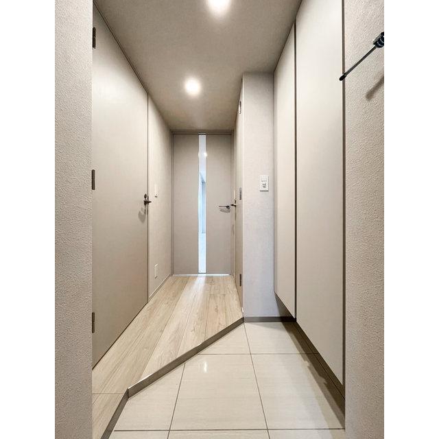 ＡＩＦＬＡＴ代々木上原（801） 玄関