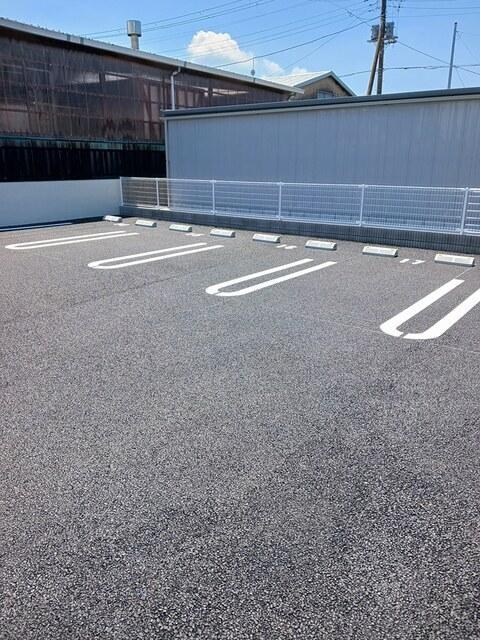 エクセレント　アークⅡ（102） 駐車場