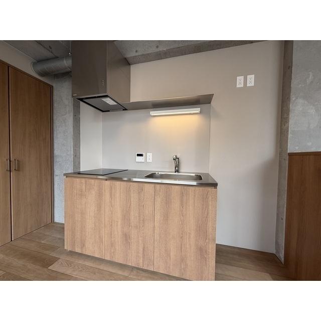 ＳＯＬＵＭ世田谷砧（502） キッチン