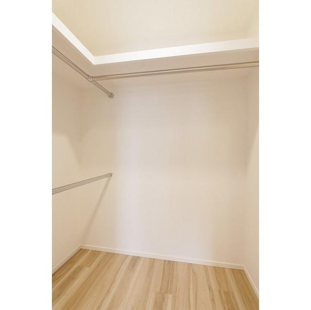 ラティエラ大森西（502） 収納