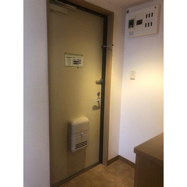 リバーレ九段南（603） 玄関