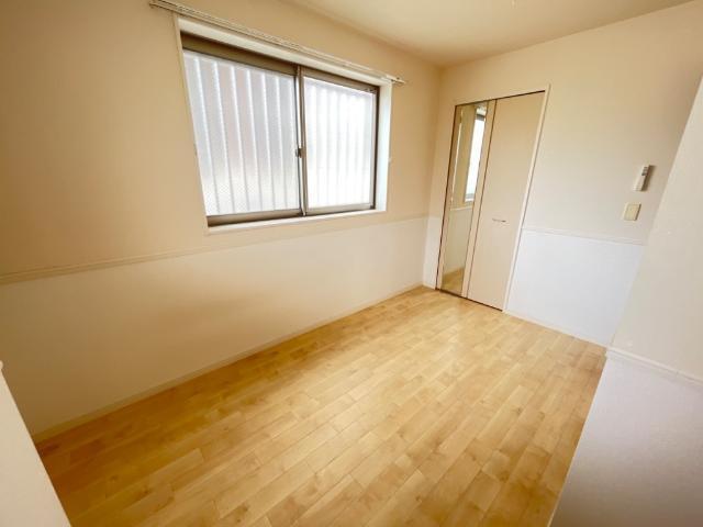 ロイヤル　パピヨン 部屋画像