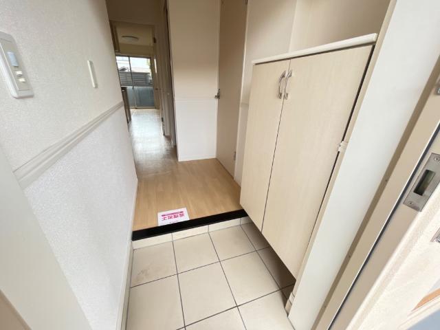 ロイヤル　パピヨン 玄関