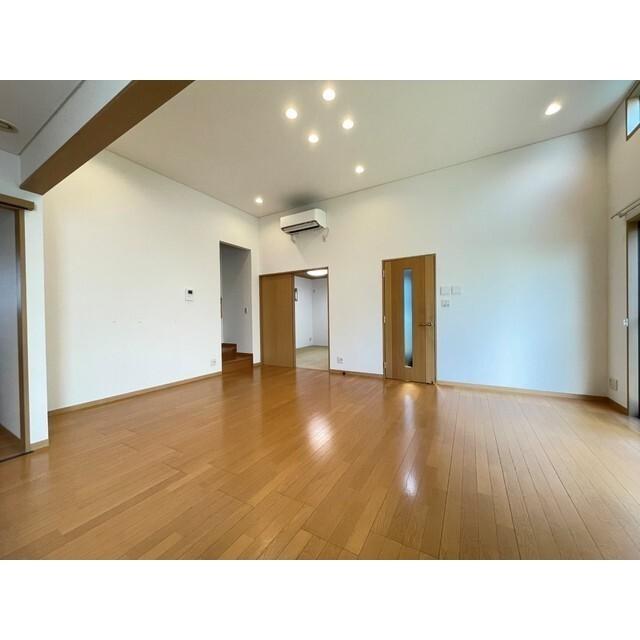 中町１丁目貸家（-） 部屋画像