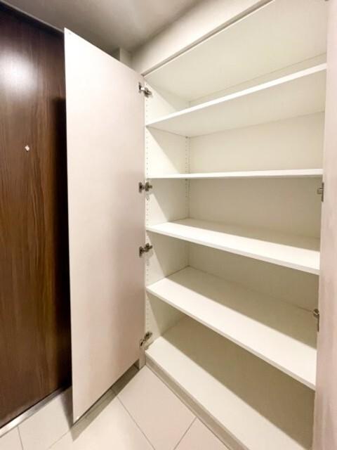 ロイヤルパークス有明（1040） 部屋画像