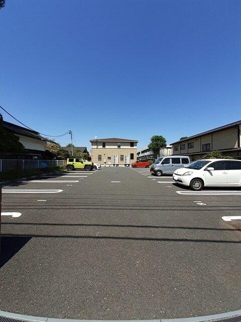 ヴィラ・立川（207） 駐車場