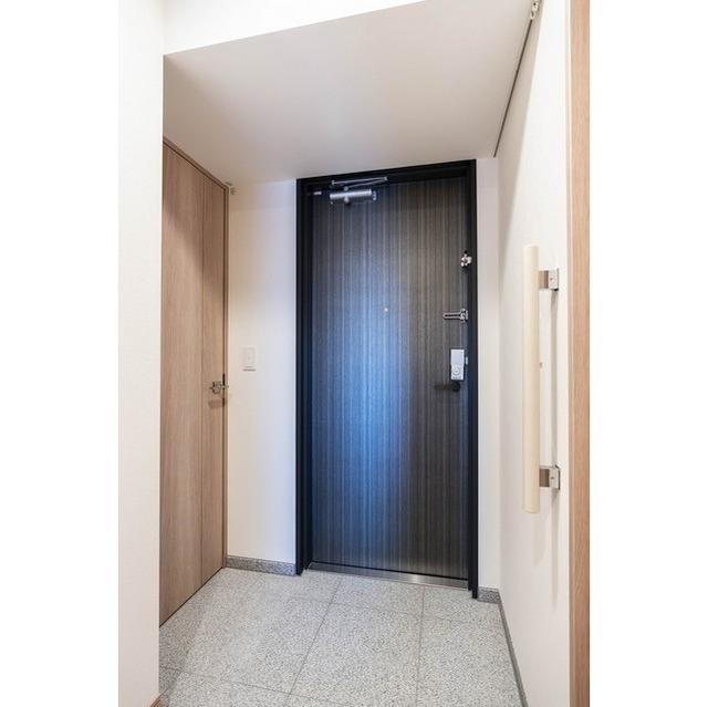 メトロステージＰＬＵＳ中野弥生町（602） 玄関