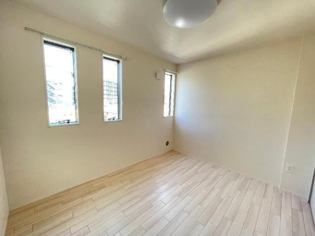 ベル 部屋画像