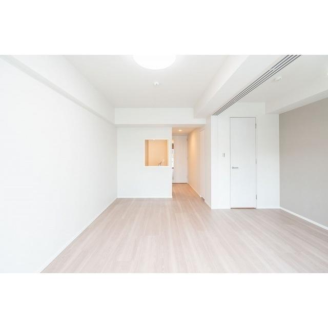 市谷台町坂フロント（0605） リビング