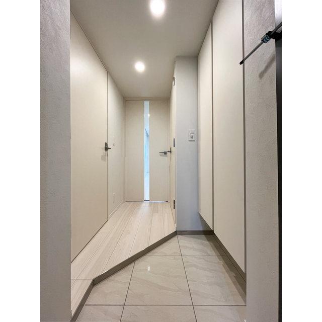 ＡＩＦＬＡＴ代々木上原（701） 玄関