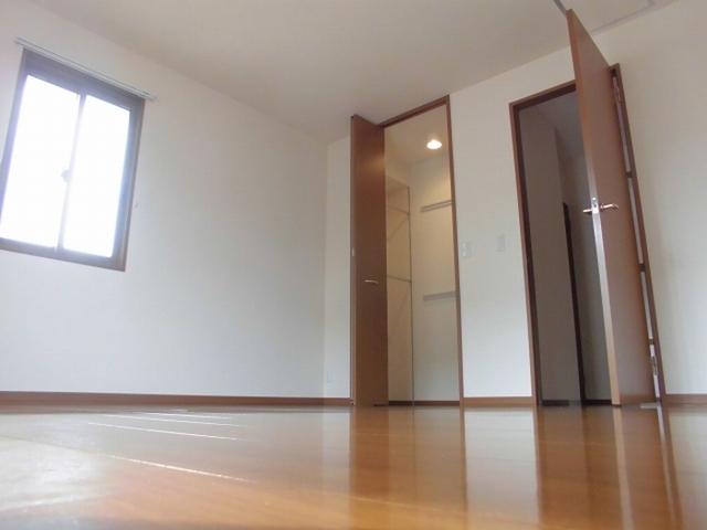 シャトル・アイ（106） 部屋画像