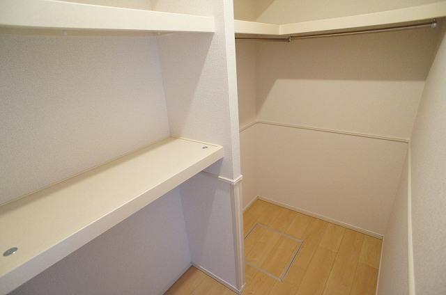 パークサイド仲町（103） 収納
