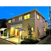 外観写真（夜）