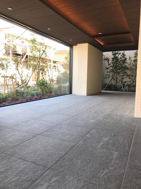 ジオエント中野弥生町（325） エントランス