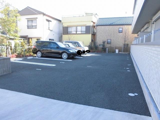 イーストエンジェル青山（201） 駐車場